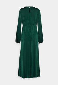 Robe maxi à manches longues vert foncé avec taille élastique et petite ouverture en clef à l'arrière, fabriquée dans un tissu lisse et fluide.