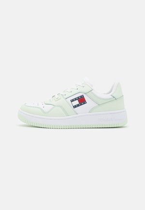Sneakers laag - white