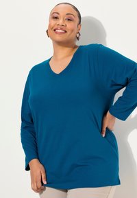 Ulla Popken GROSSE GRÖSSEN BASIC-V LANGARM  - Longsleeve - cerulean