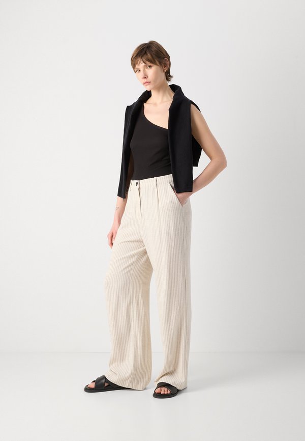 PANTS - Trousers - creme3