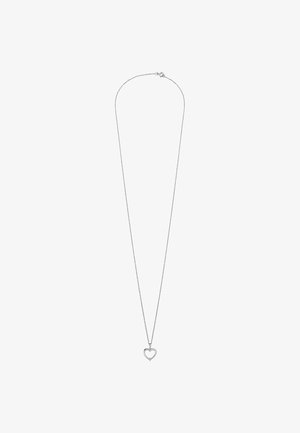 Collier en argent avec une chaîne délicate et un pendentif en forme de cœur, présentant un design ouvert et une finition polie. Mesures non spécifiées.
