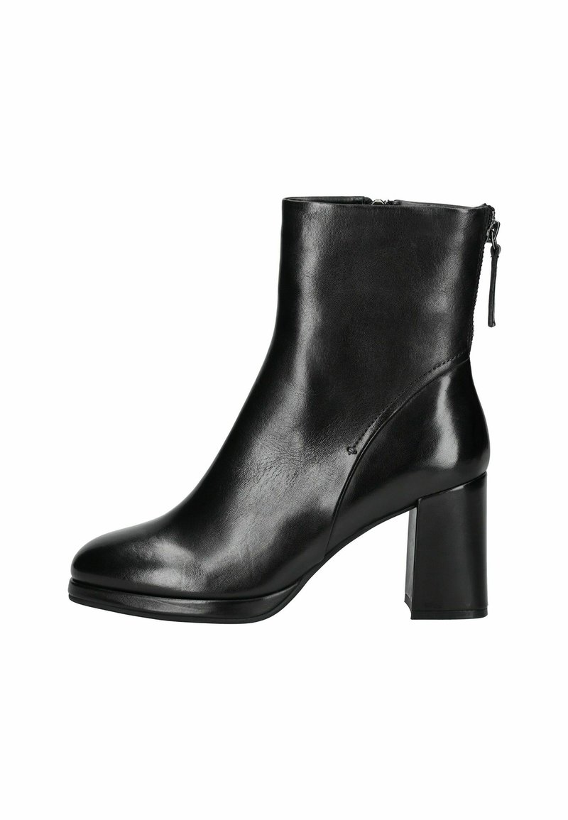 Bota de cuero negra hasta el tobillo con punta redonda, tacón de bloque de altura media y cremallera lateral. Textura suave con detalles de costura mínimos.
