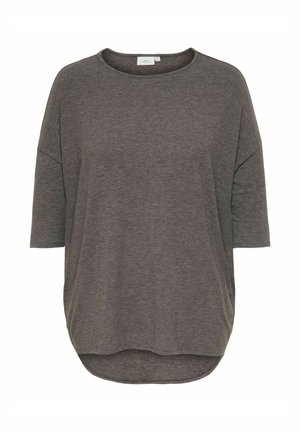 Loszittend donkergrijs shirt met korte mouwen, ronde hals en licht gebogen zoom, weergegeven tegen een witte achtergrond.