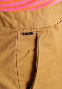 Scotch & Soda Shorts - khaki