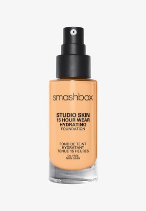 STUDIO SKIN 15 HOUR WEARHYDRATING FOUNDATION - Foundation - 2.2