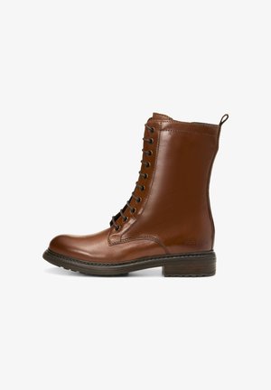 Bottine en cuir marron à lacets avec une languette de tirage, semelle noire et petit talon empilé, présentée en profil latéral sur fond blanc.
