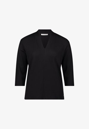 Sort V-hals sweater med trekvartærmer, ribbet striktekstur og et lille mærke nær kanten.