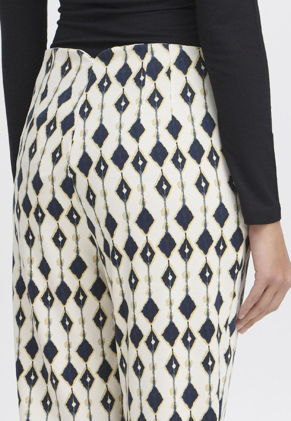 IHKATE - Trousers - total eclipse ikat aop3