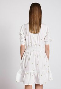 NORR MILUNA - Skjortklänning - white