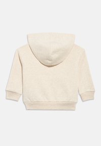 Μπεζ παιδικό φούτερ με μακριά μανίκια, ριμπ μανσέτες και τελείωμα, εμφανιζόμενο από πίσω πάνω σε λευκό φόντο.