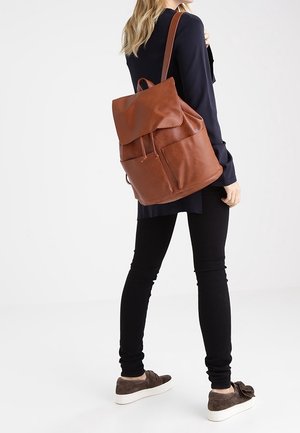 Even&Odd, Sac à dos - cognac
