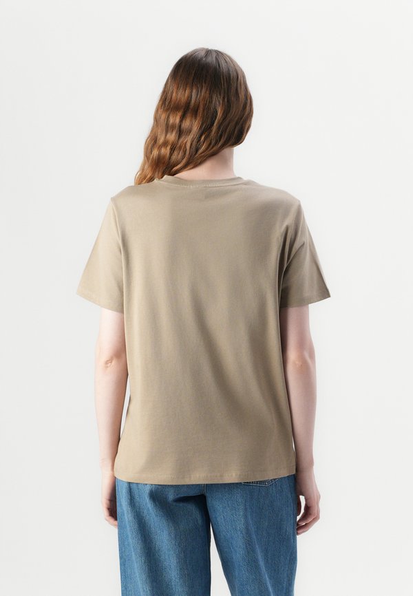 PCRIA SOLID TEE - Basic T-shirt - silver mink4