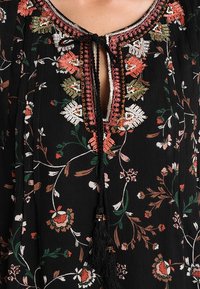 Derhy Vapaa-ajan mekko - black