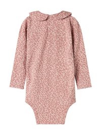 Långärmad rosa bodysuit med leopardmönster och en scallopkrage, med tryckknappar bak för enkel påklädning.