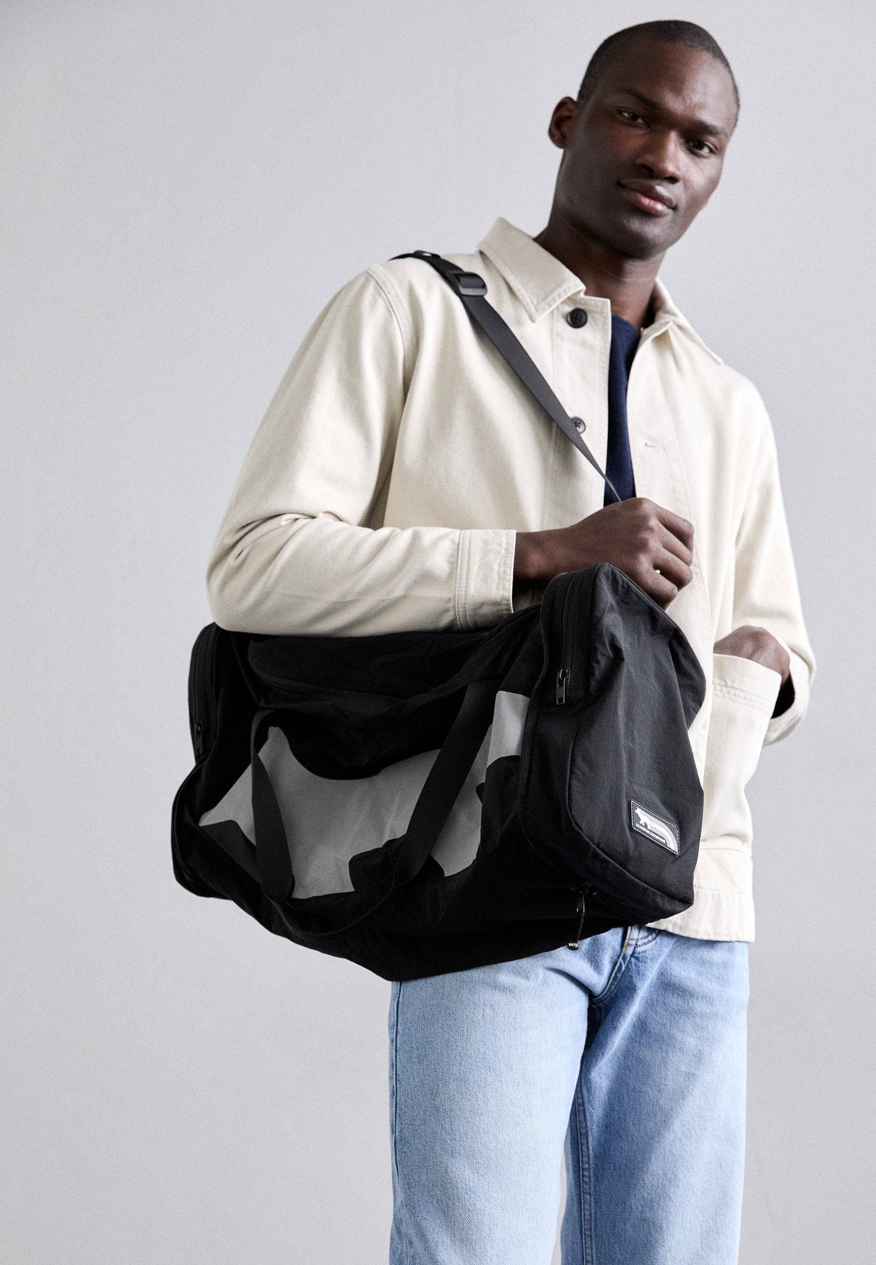 Maison Kitsuné FLASH FOX - Weekend bag - black - Zalando.co.uk