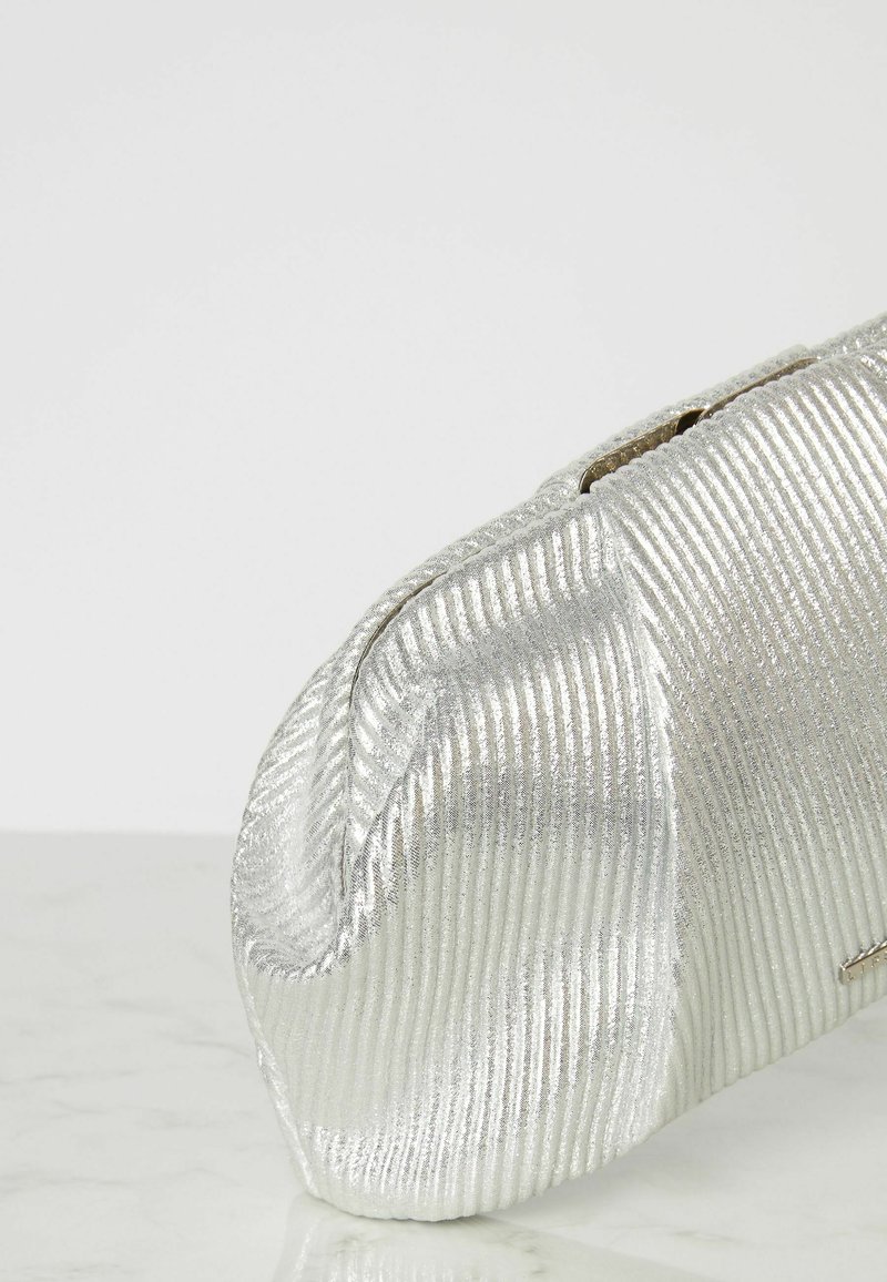 Lipsy POUCH REGULAR FIT Clutch silver coloured/plateado