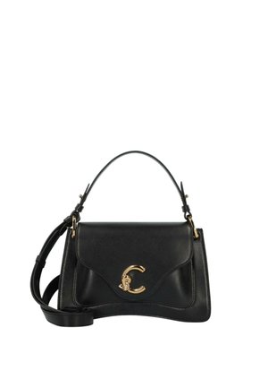 Sac à main en cuir noir au design structuré, avec un accent logo doré, une poignée supérieure et une bandoulière amovible.