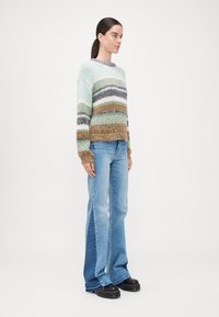 ONLY Tall ONLALYSSA LIFE O NECK - Pulóver - magnet/aqua gray/cloud dancer/hedge green