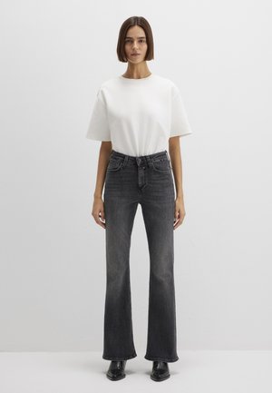 SAMARA - Flared Jeans - smoke brushed str