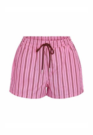 Rožinės elastingos juosmens šortai su vertikaliomis rudos spalvos juostelėmis ir ruda raištelio sagtele priekyje centre.