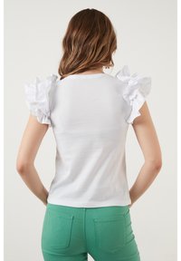 LELA Triko s potiskem - white