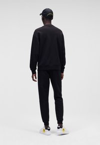 KARL LAGERFELD Sudadera - black
