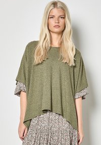 Niet geselecteerd, khaki