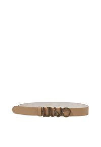 Beige kožený pásek se hladkým povrchem, zdobený kovovým logem s dekorativními kamínky, zajištěný jednoduchým designem sponky.