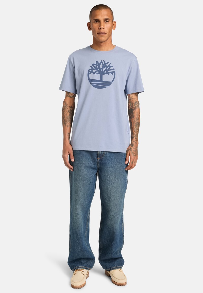 Timberland KENNEBEC RIVER TREE LOGO SHORT SLEEVE TEE - Triko s potiskem - medium blue