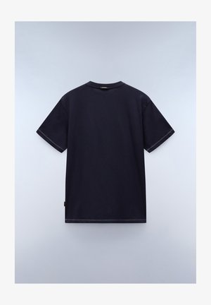 Donker marineblauwe katoenen t-shirt met korte mouwen, een ronde hals en zichtbare stikseldetails. Label bevindt zich aan de onderkant aan de linkerkant.