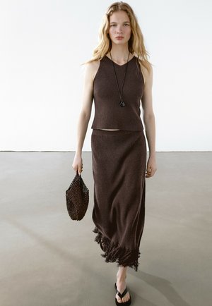 WITH FRINGED HEM - Jupe longue - mottled dark brown