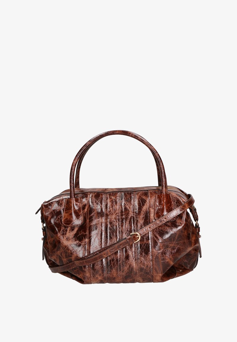 Borsa a mano in pelle marrone con finitura lucida, dotata di due manici e di una tracolla rimovibile. Include dettagli plissettati e hardware dorato.