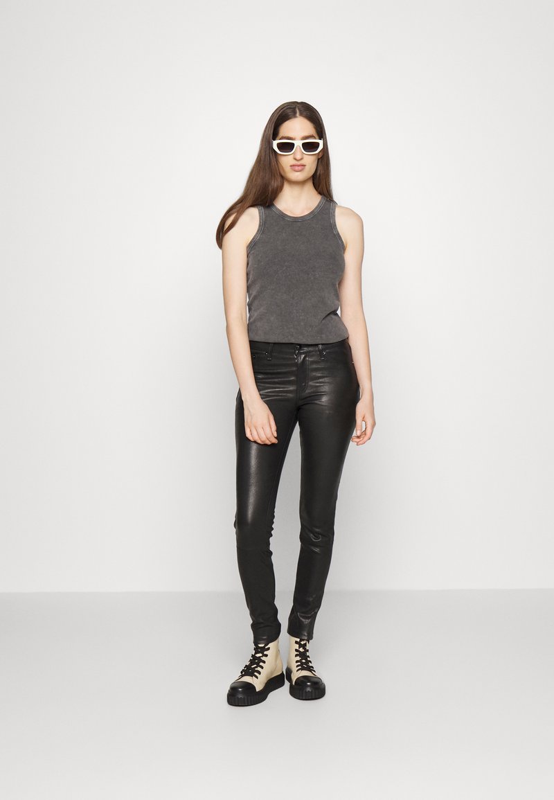 Damen T-Shirts | True Religion DIRECT DYE AND STONE WASH Top grey/grau - OQ24789 Damen T-Shirts | True Religion DIRECT DYE AND STONE WASH Top grey/grau - OQ24789