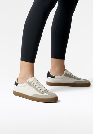 SPLIT-PIECES - Sneakers - white