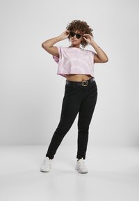 Urban Classics TIE DYE - Marškinėliai su spaudiniu - girlypink
