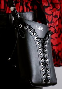 Ludovic de Saint Sernin PHONE CLEAVAGE BAG - Τσάντα χιαστί - black