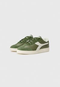 Diadora KICK - Trainers - cypress green