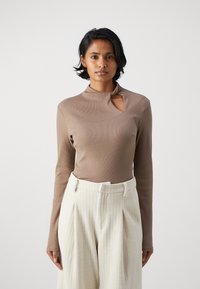 Gestuz DREW KNOT - Langarmshirt - shitake
