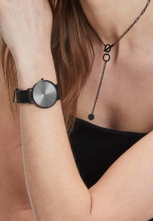 Liebeskind Berlin, Boucles d'oreilles - black