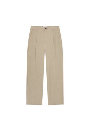 Pantalones beige a medida con frente plisado, dos bolsillos laterales y cierre de botón. Hechos de una tela texturizada, con piernas rectas.
