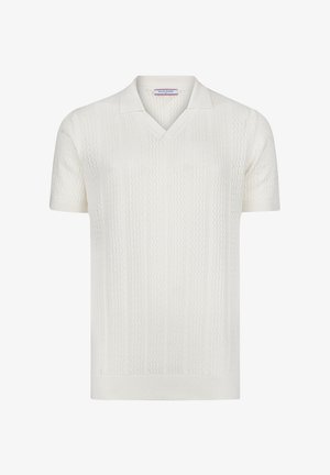 Witte gebreide polo met v-hals en korte mouwen, met verticale textuurstrepen en een ademende stofpatroon.