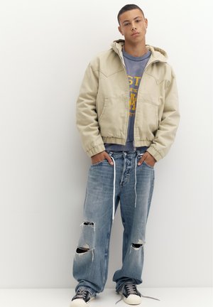 PULL&BEAR, HOODED - BOMBER JACKET - Veste légère - sand
