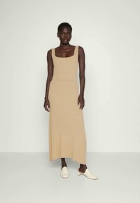 IVY OAK KATA - Haljina s naramenicama - beige