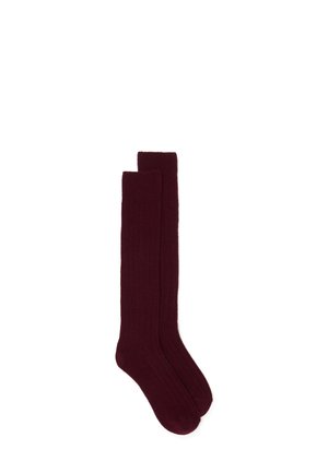Bordeaux kniehoge sokken met een ribbeltextuur, met een effen ontwerp en zachte stof, geschikt voor zowel casual als formele kleding.