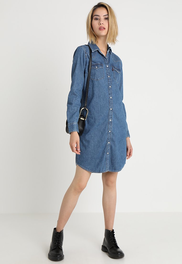 robe levis en jean