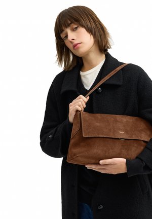COACH, CHELSEA SHOULDER BAG 36 . - Kabelka - b warm brown