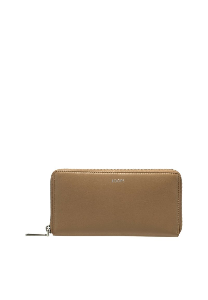 Portafoglio in pelle tan con superficie liscia, chiusura a zip e dettaglio in logo argentato. Forma rettangolare con cuciture rinforzate lungo i bordi.