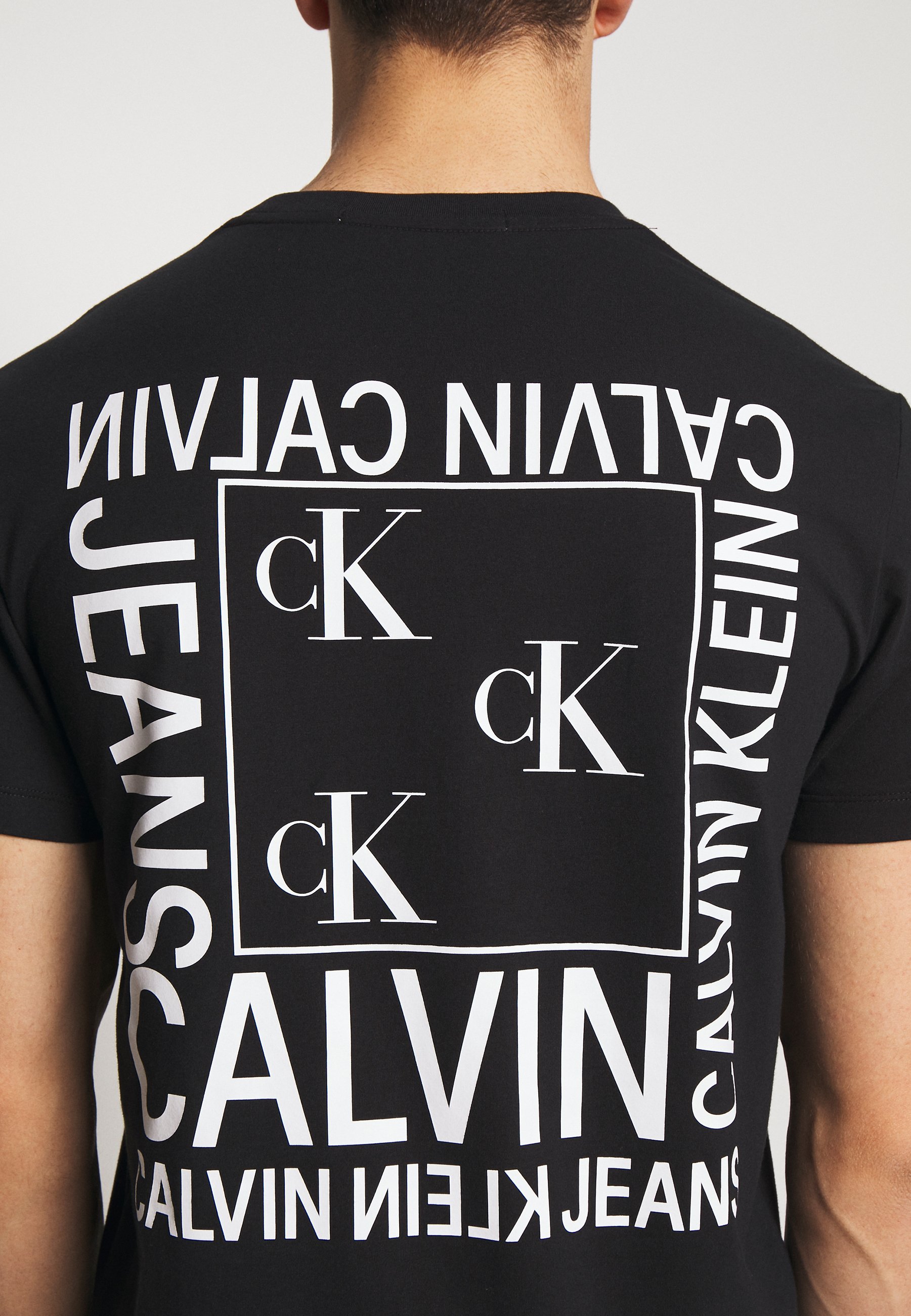 t shirt tee square