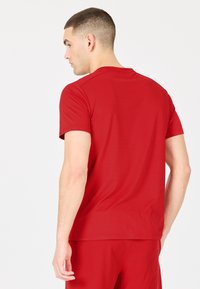 Endurance Tekninen t-paita - rood