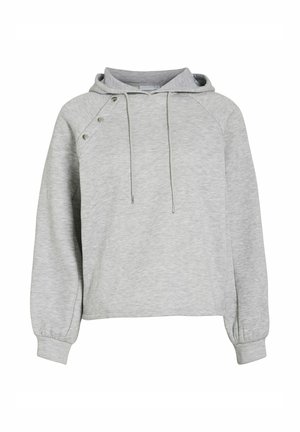 Ljusgrå huvtröja med huva, har raglanärmar, dragsnören och tre dekorativa tryckknappar på axeln. Mjuk textur.